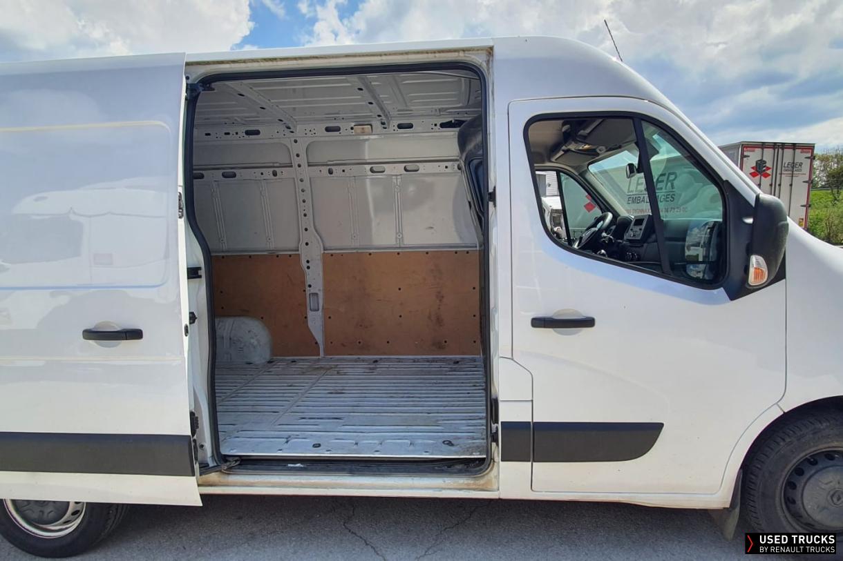Renault Trucks Master 135