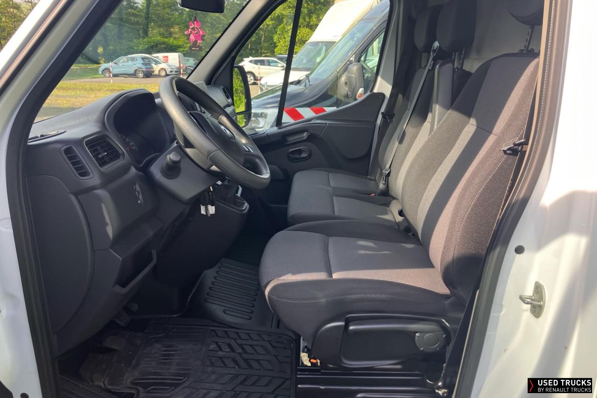 Renault Trucks Master 135