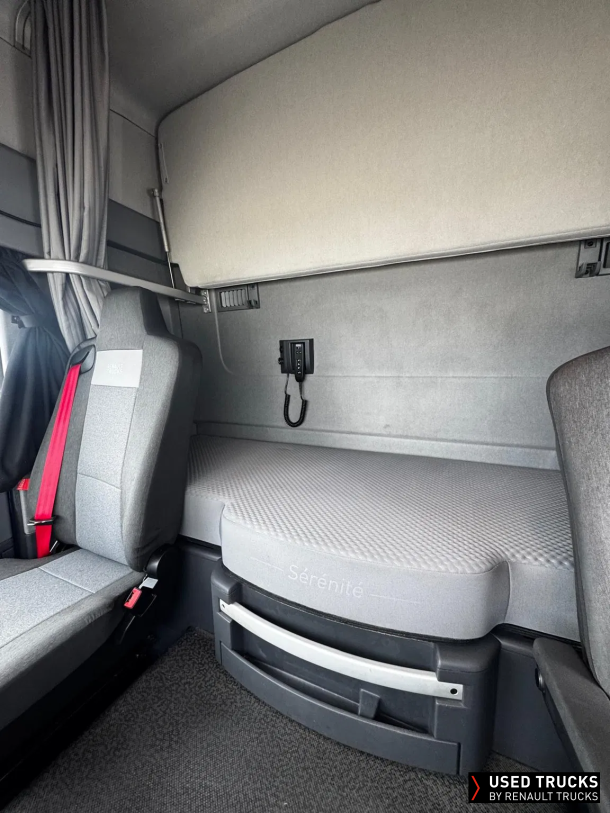 Renault Trucks T 440