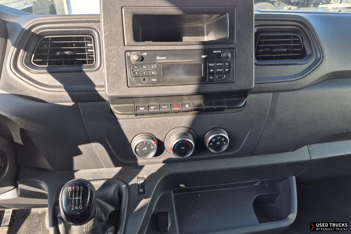 Renault Trucks Master 145