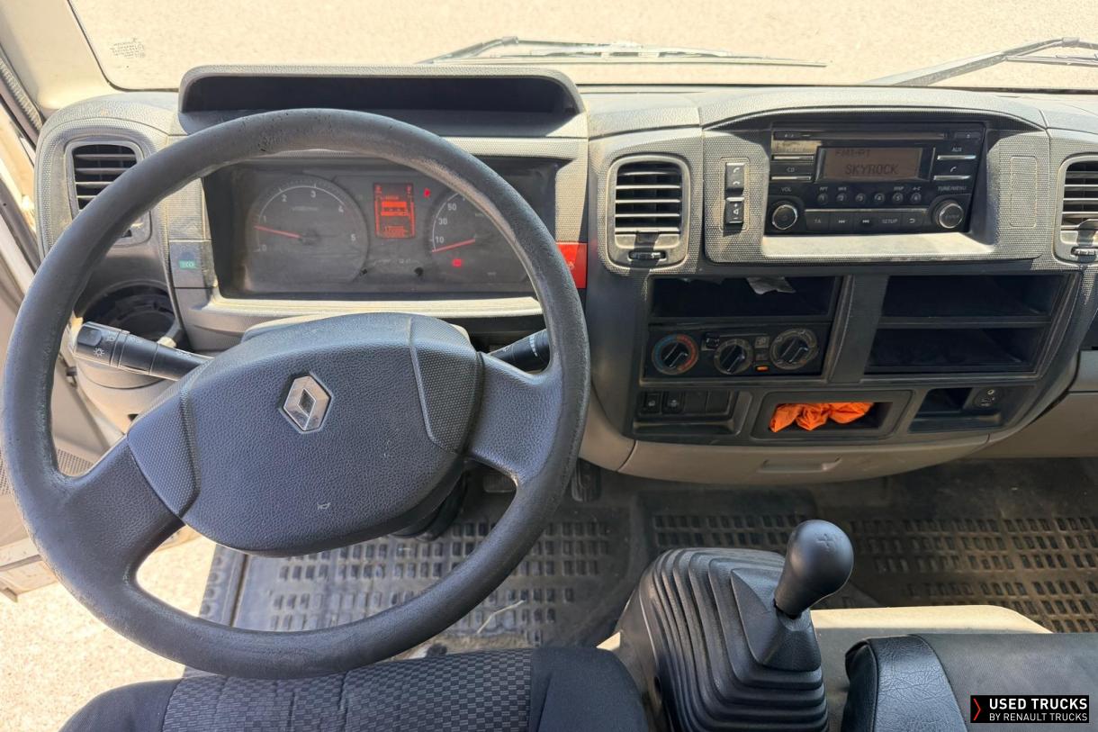 Renault Trucks Maxity 130