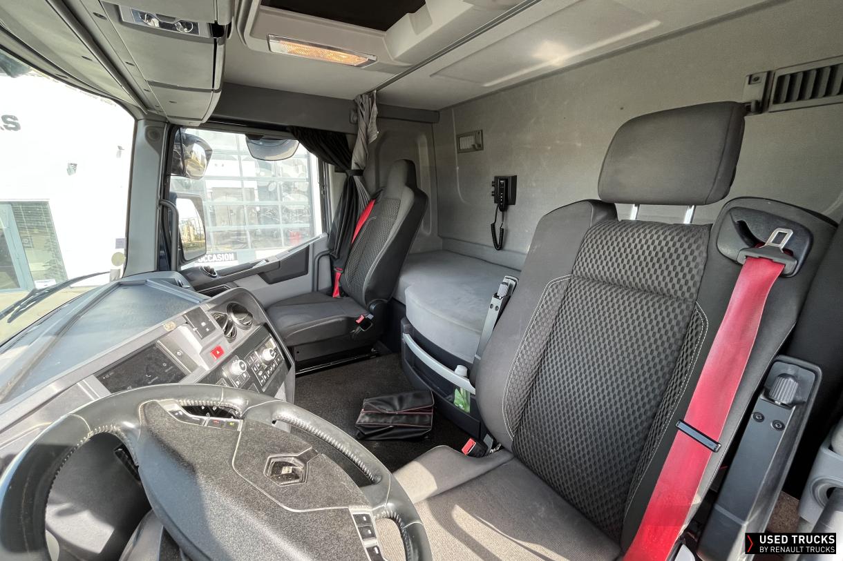 Renault Trucks C 440