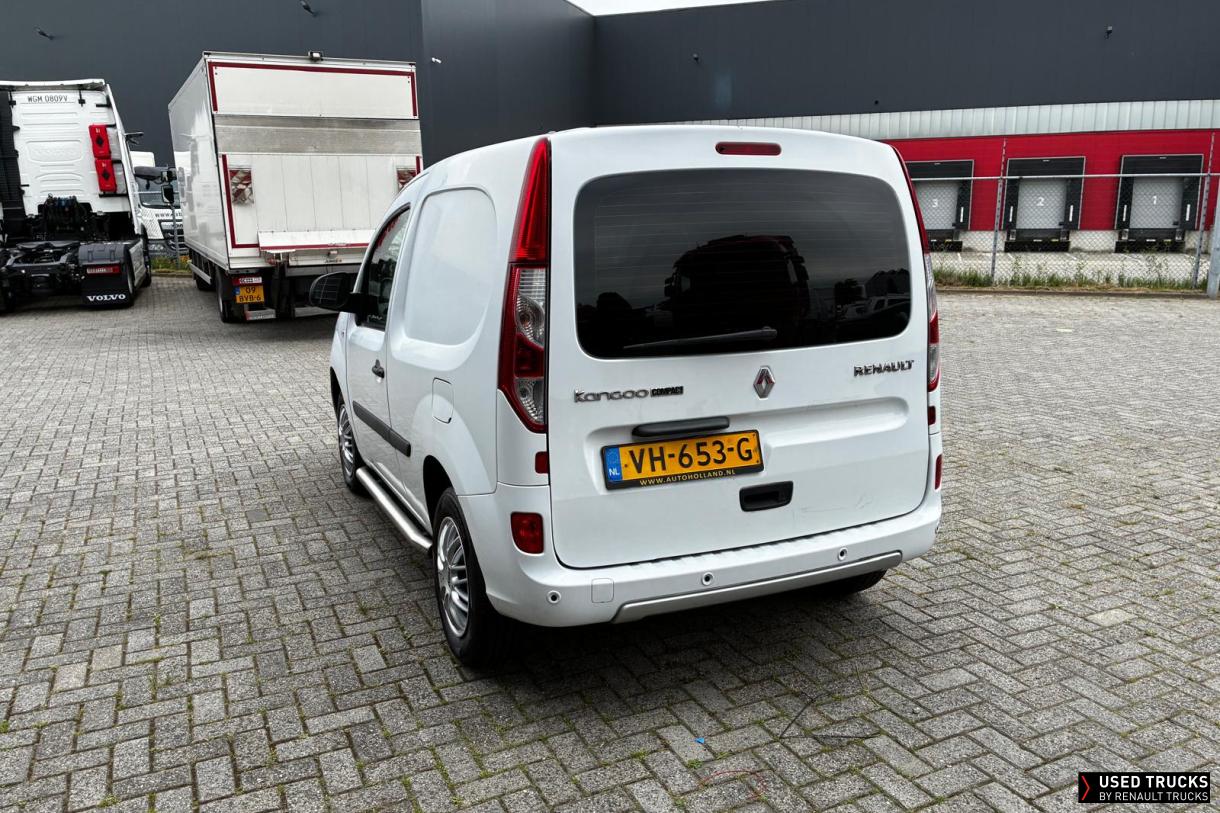 Renault Trucks Kangoo 75