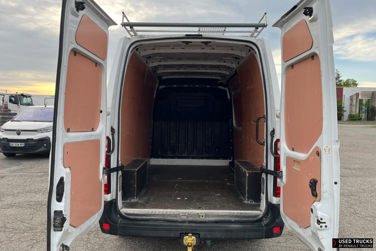 Renault Trucks Master 135