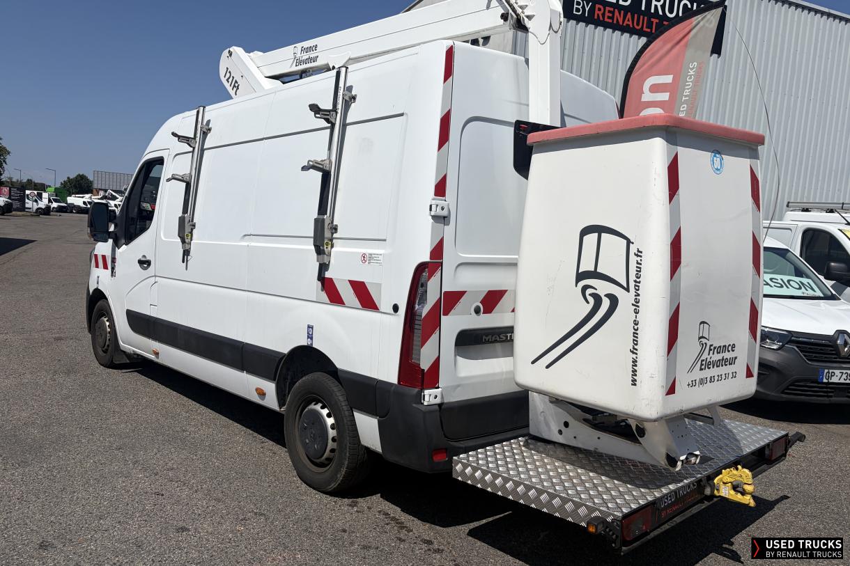 Renault Trucks Master 145