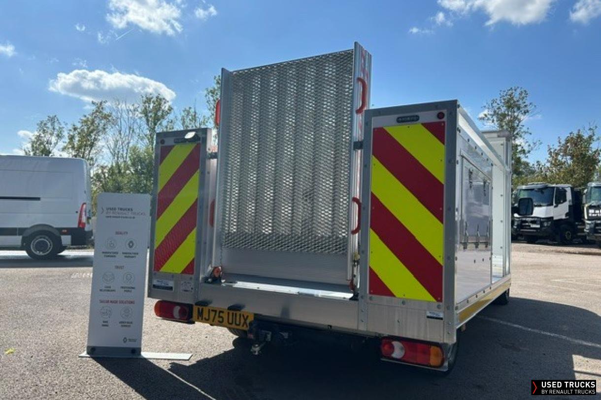 Renault Trucks Trafic 120
