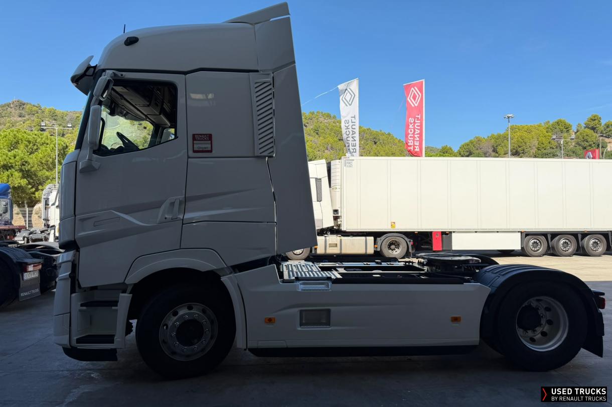 Renault Trucks T High 