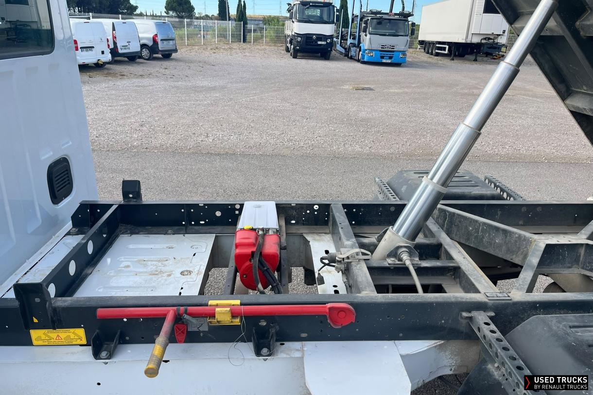 Renault Trucks Master 145