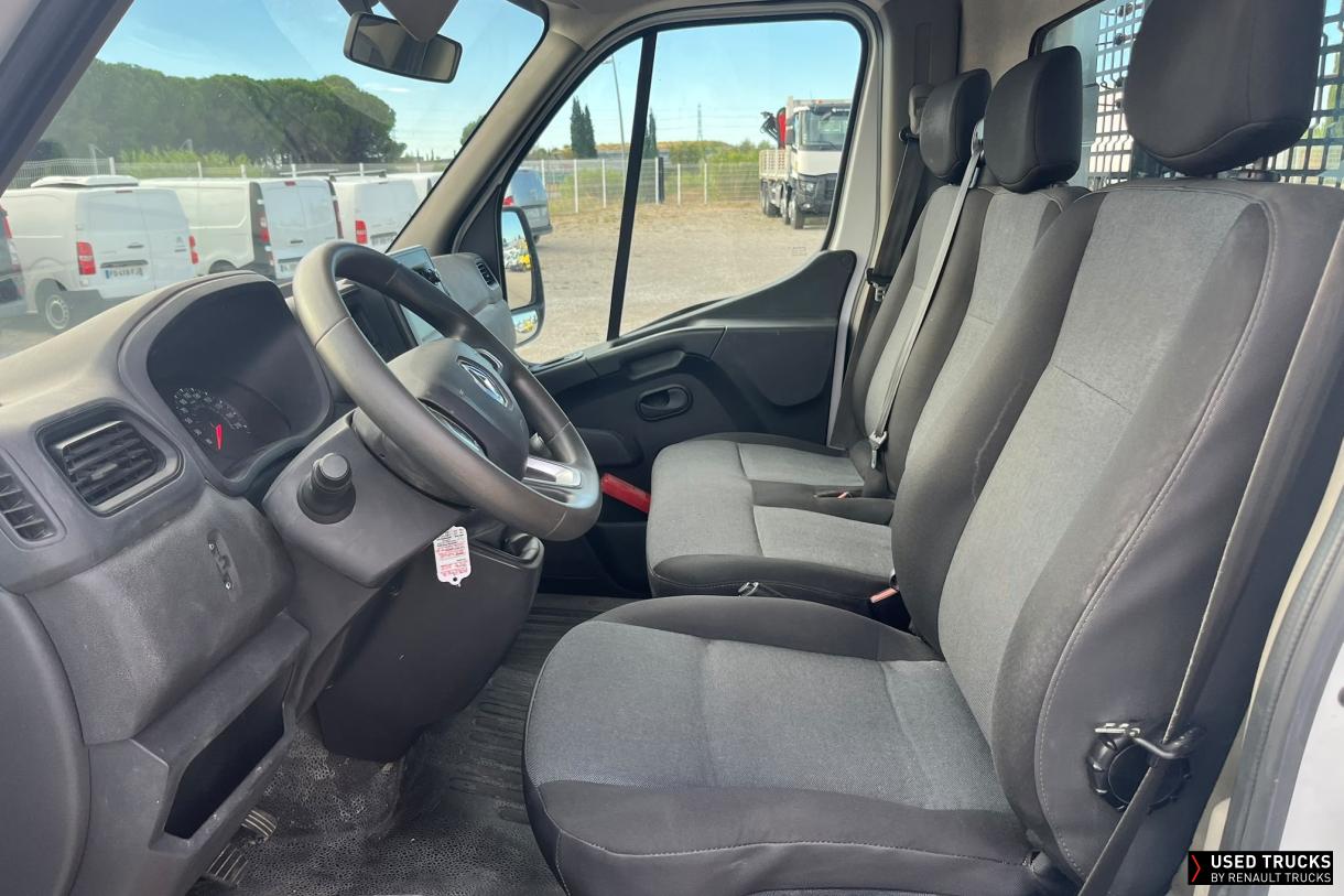 Renault Trucks Master 145