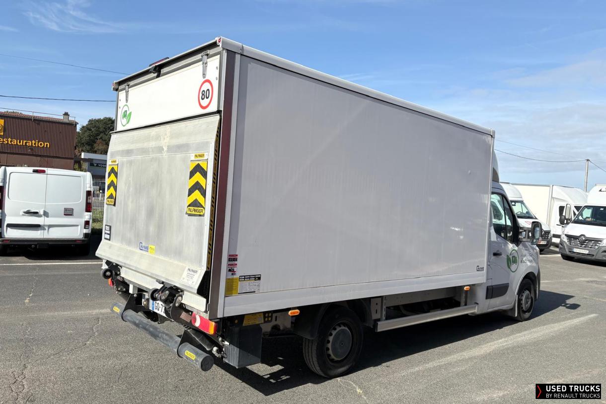 Renault Trucks Master 76