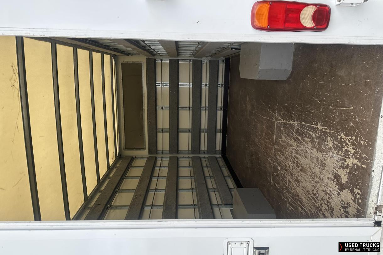 Renault Trucks Master 145