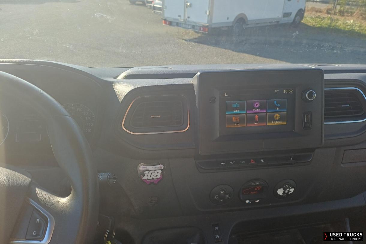 Renault Trucks Master 165