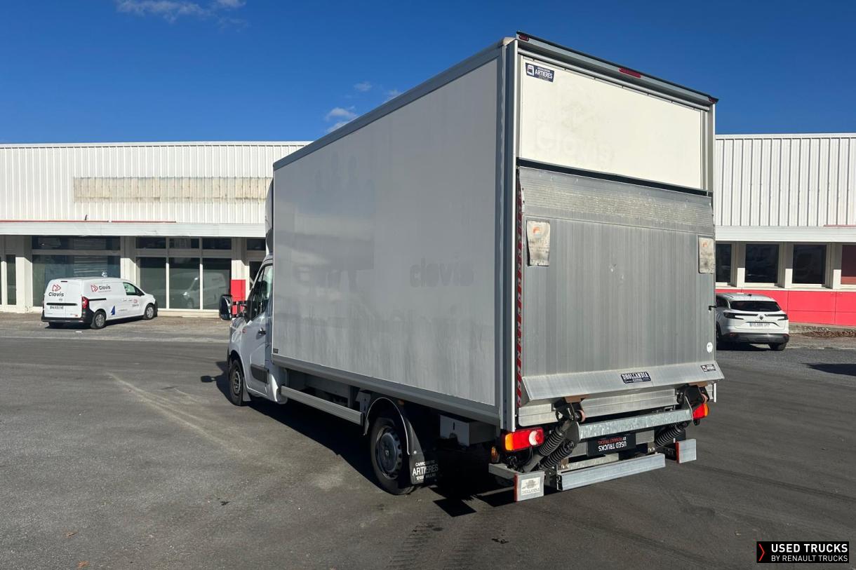 Renault Trucks Master 145