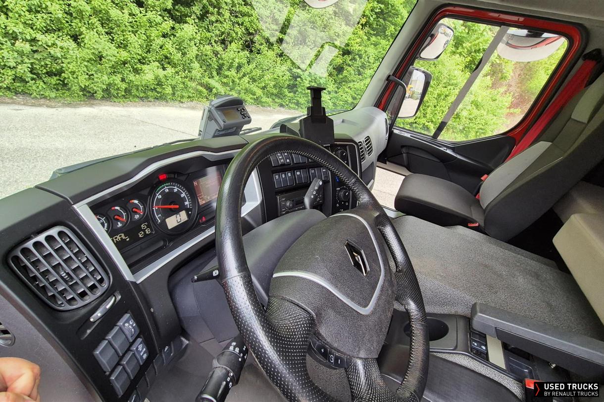 Renault Trucks D Wide 320