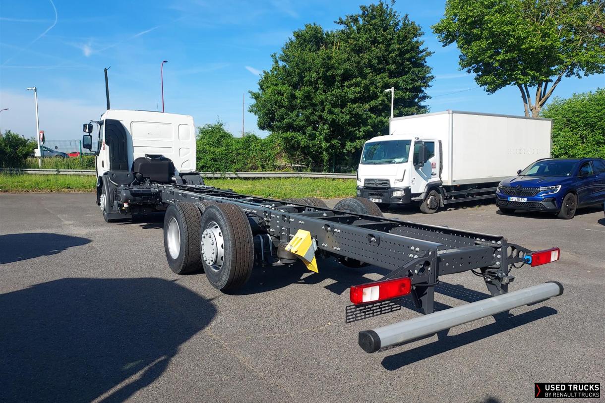 Renault Trucks D Wide 320