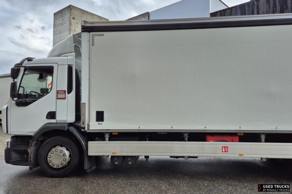 Renault Trucks D Wide 320
