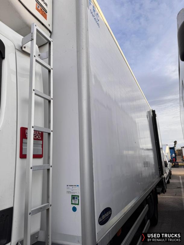 Renault Trucks D Cab 2.1 240