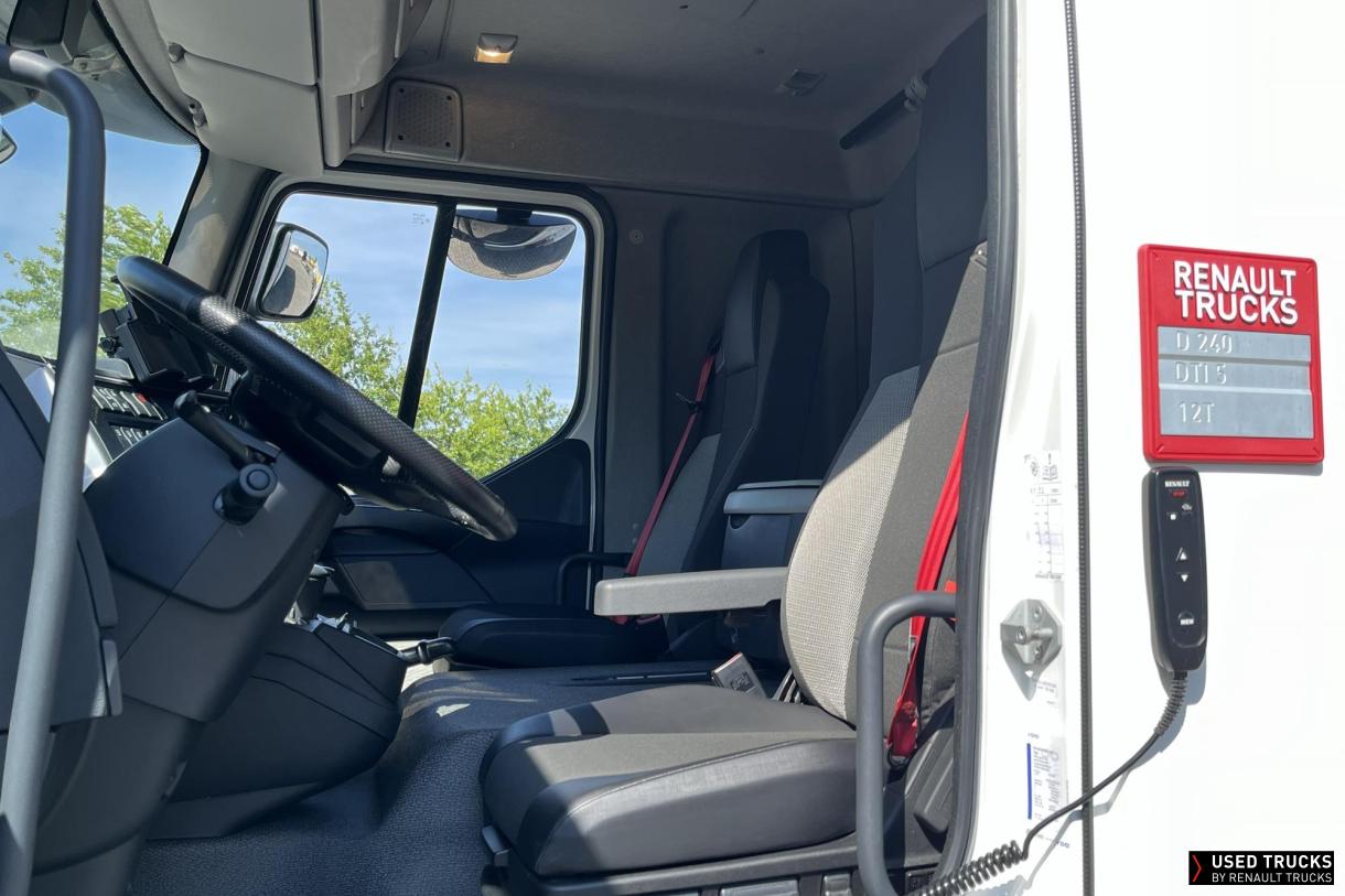 Renault Trucks D Cab 2.1 240