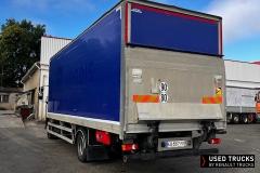 Renault Trucks D
                                          210