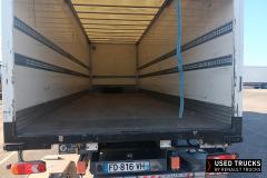 Renault Trucks D
                                          280