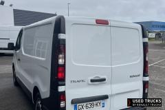 Renault Trucks Trafic
                                          130