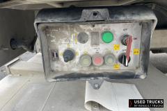 Renault Trucks D
                                          210