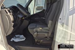 Renault Trucks Master
                                          145