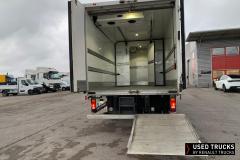 Renault Trucks D
                                          210