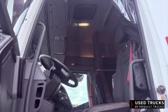 Renault Trucks T High
                                          520