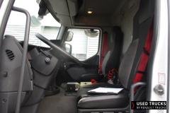 Renault Trucks D Wide
                                          320