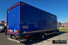 Renault Trucks D
                                          210