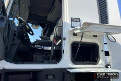 Renault Trucks T High
                                          480