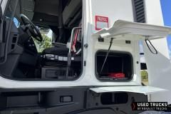 Renault Trucks T High
                                          520