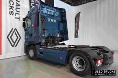 Renault Trucks T High
                                          
